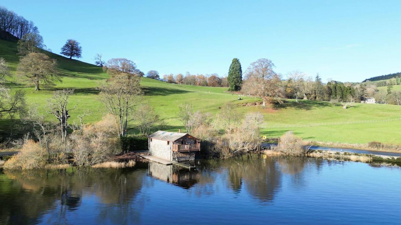 Duke Of Portland Boathouse On The Shore Of Lake Ullswater Ideal For A Romantic Break Pooley Bridge Extérieur photo